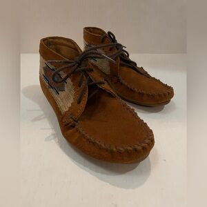Women’s Minnetonka El Paso Aztec Suede Moccasin Ankle Boots  Size 5.5